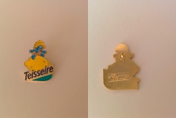 Pin's Teisseire  - Schtroumpf Nature avec un citron