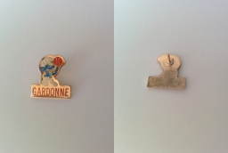 Pin's E.S.G. Gardonne - Schtroumpf basketteur