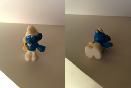 Kinder Schtroumpf au téléphone