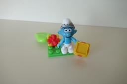 Mega Bloks - Figurine Schtroumpf avec cadeau