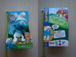 Peluche qui parle avec DVD - Schtroumpf