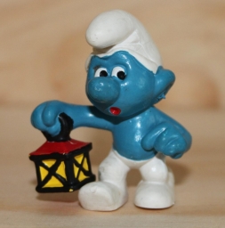 Schtroumpf avec lanterne