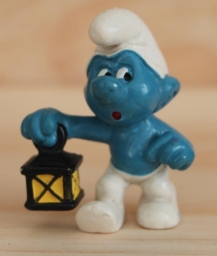 Schtroumpf avec lanterne