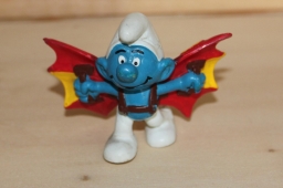 Schtroumpf avec deltaplane