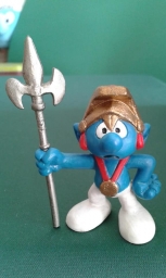 Schtroumpf avec hallebarde