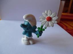 Schtroumpf courtisant avec fleur (rendez-vous)