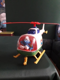 Schtroumpf en hélicoptère