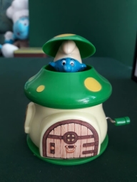 Maison verte avec Schtroumpf