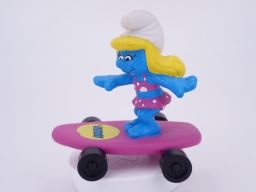 Schtroumpfette skateboard