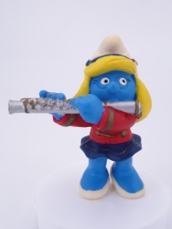 Schtroumpfette à la flûte