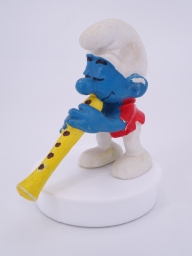 Schtroumpf avec flûte