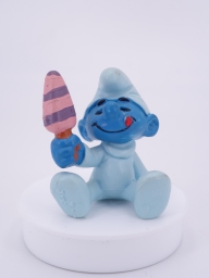 Bébé Schtroumpf avec glace