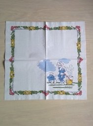Serviette en papier Schtroumpfs qui boivent un jus de fruits