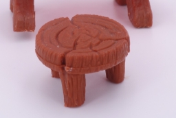 Schtroumpfette qui se maquille - Tabouret