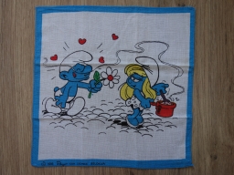 Mouchoir Schtroumpf amoureux et Schtroumpfette qui cuisine