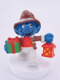 Schtroumpf avec cadeau et lanterne
