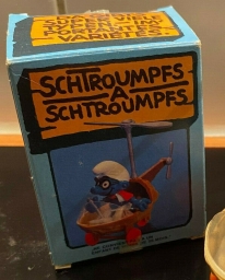Schtroumpf en hélicoptère
