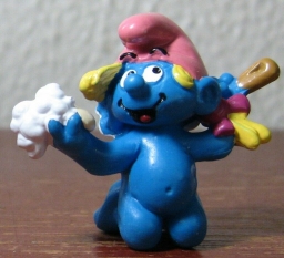 Bébé Schtroumpfette qui se lave