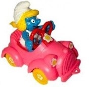 Schtroumpfette en voiture