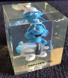 Schtroumpf avec ampoule - Cube