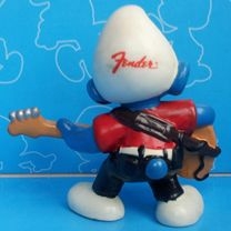 Schtroumpf avec guitare basse