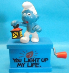 Schtroumpf avec lanterne