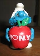 Schtroumpf avec pomme