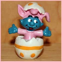 Schtroumpf qui sort d\'un œuf