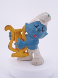 Schtroumpf avec harpe